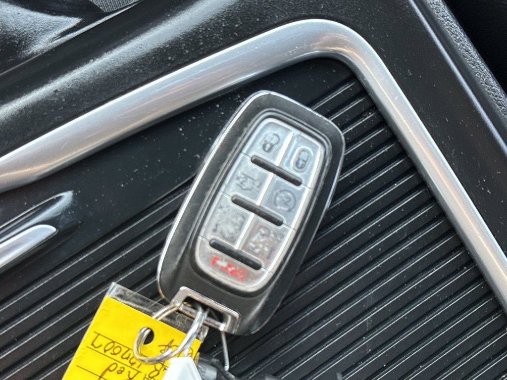 Used 2020 Chrysler Pacifica Touring-L Plus w/ Advanced Safetytec Group image 36