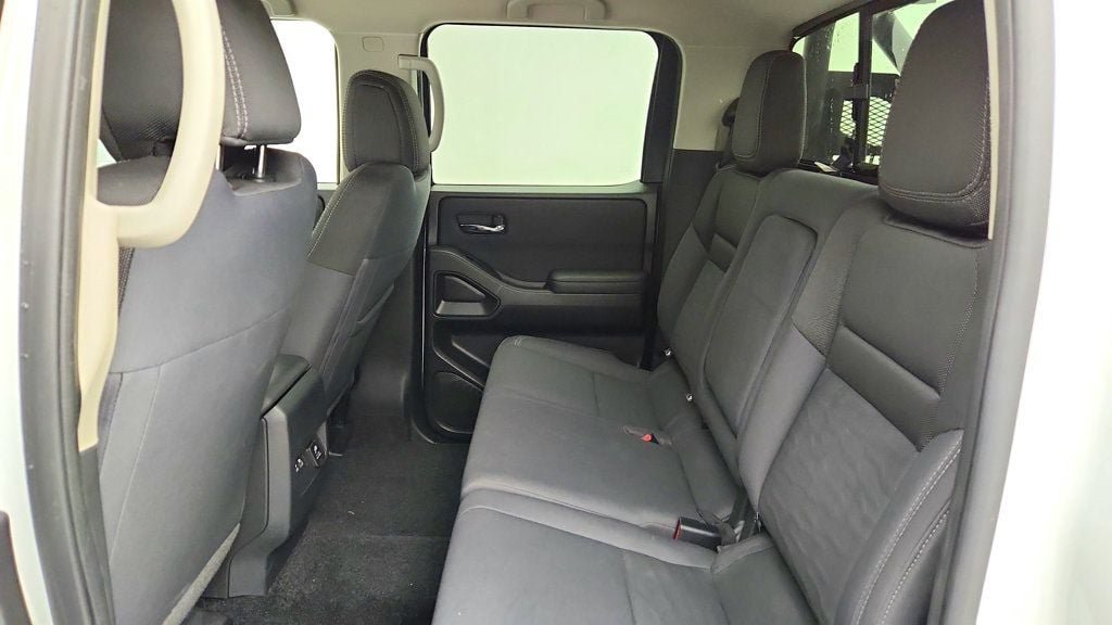 Used 2023 Nissan Frontier SV w/ SV Convenience Package AWD/4WD image 19