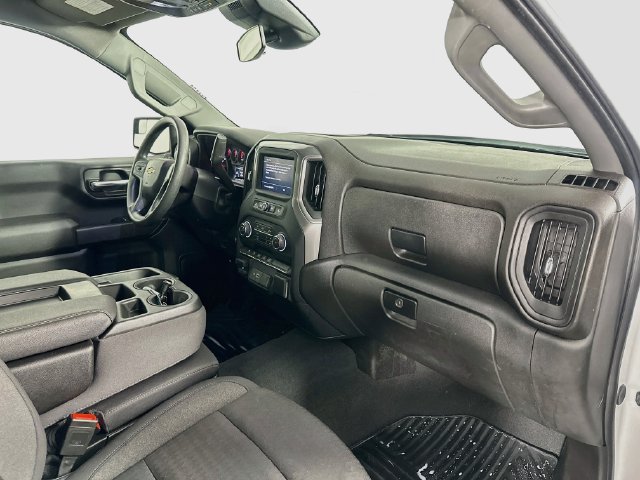 Used 2024 Chevrolet Silverado 1500 Custom AWD/4WD image 25