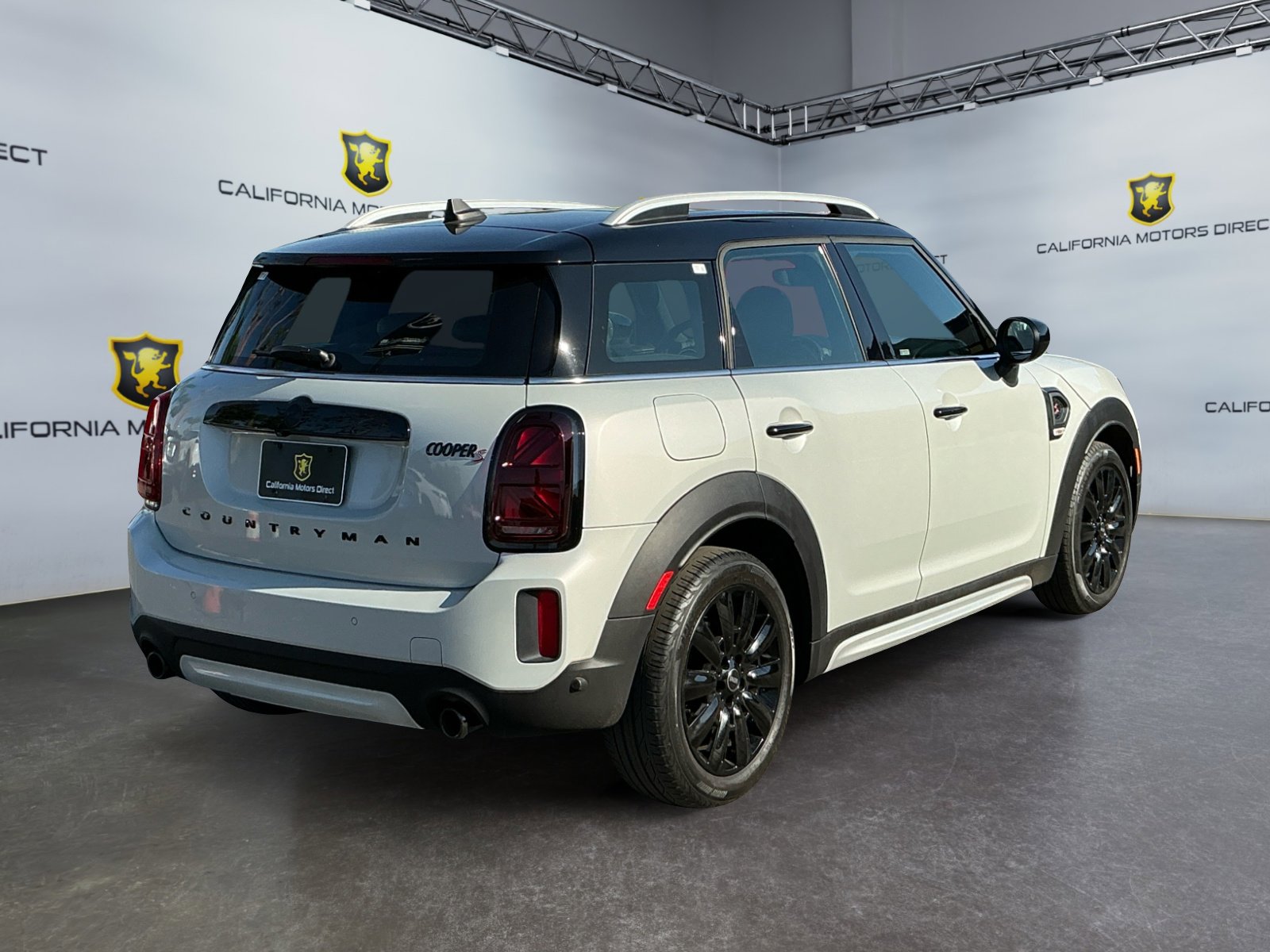 Used 2022 MINI Cooper Countryman S w/ Premium Package image 5