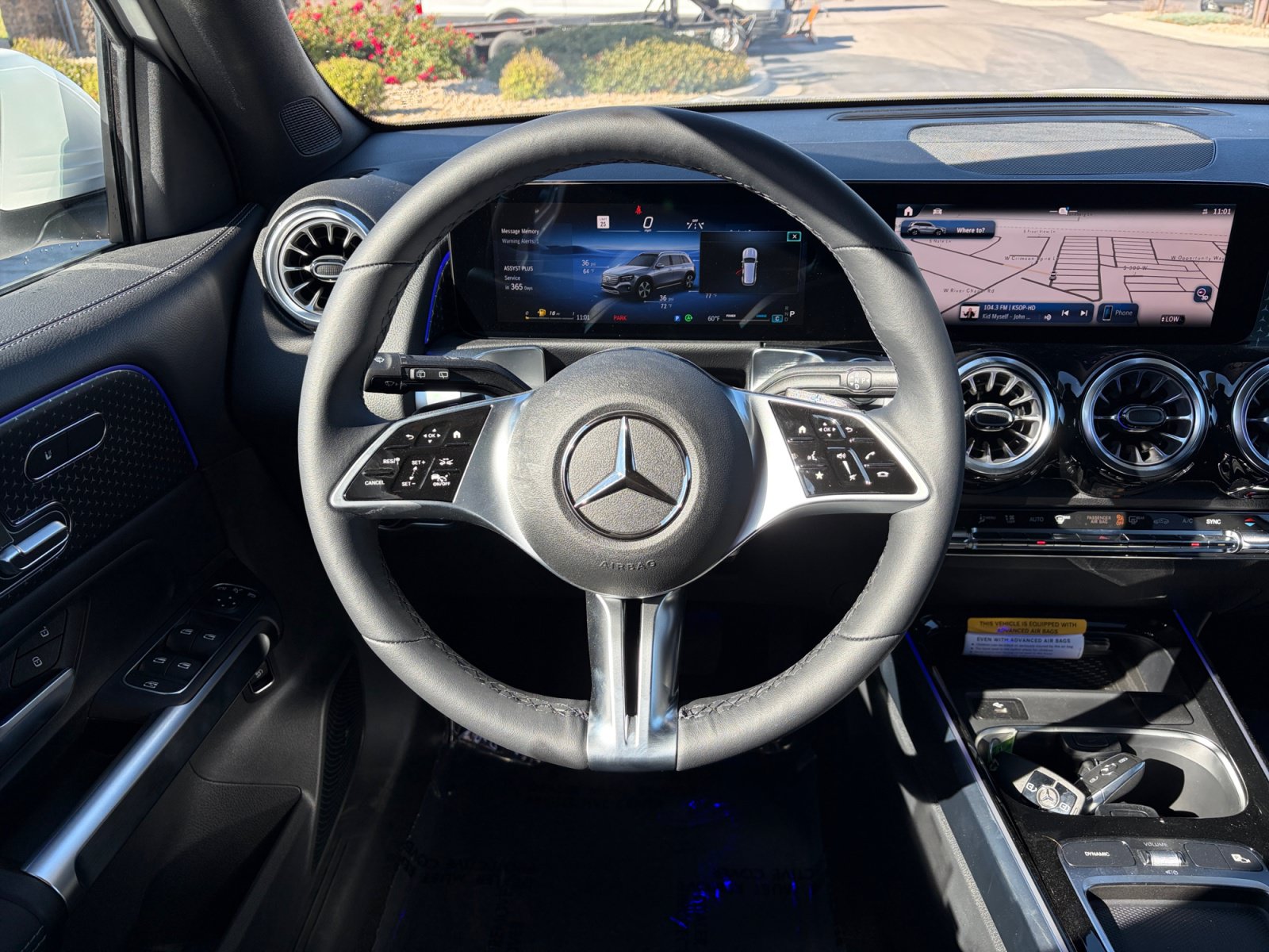 New 2026 Mercedes-Benz GLB 250 4MATIC image 9