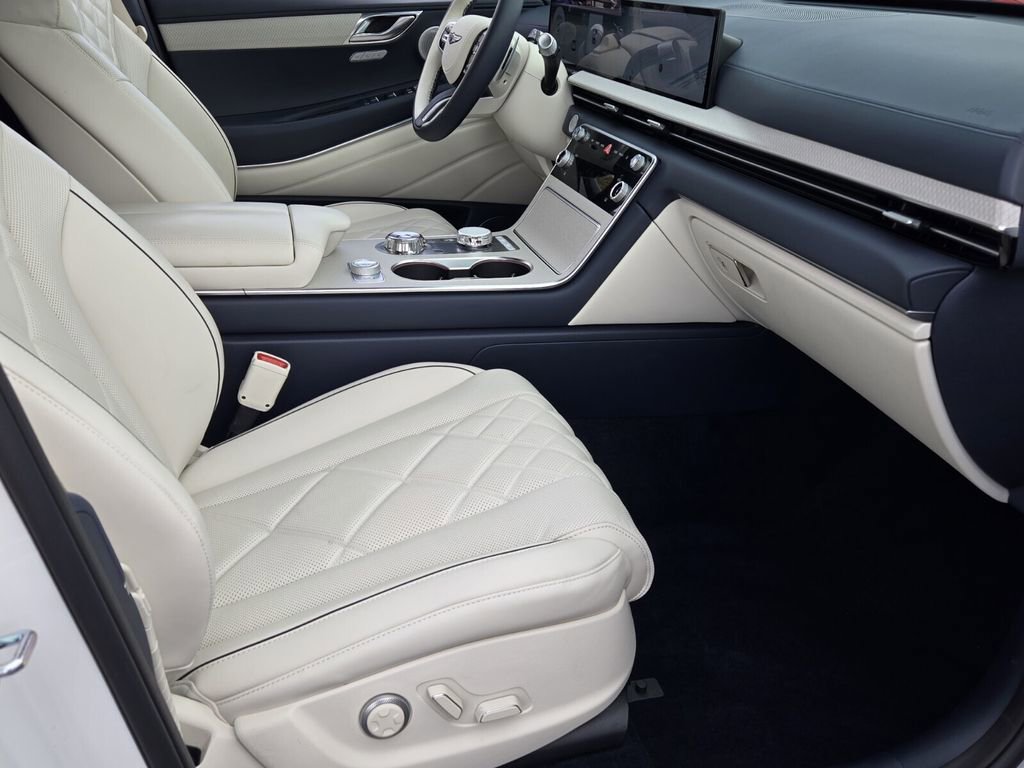 Used 2026 Genesis GV80 3.5T Prestige image 16