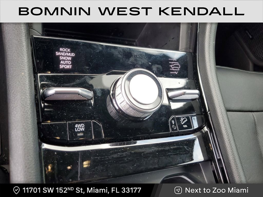 Used 2023 Jeep Grand Cherokee Overland image 23