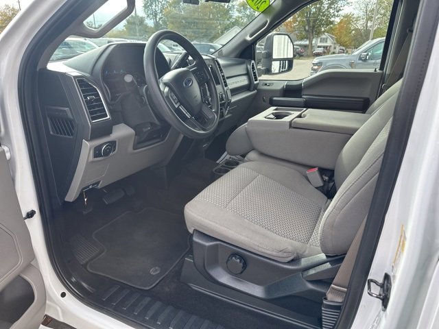 Used 2017 Ford F250 XLT w/ Snow Plow Prep Package image 7