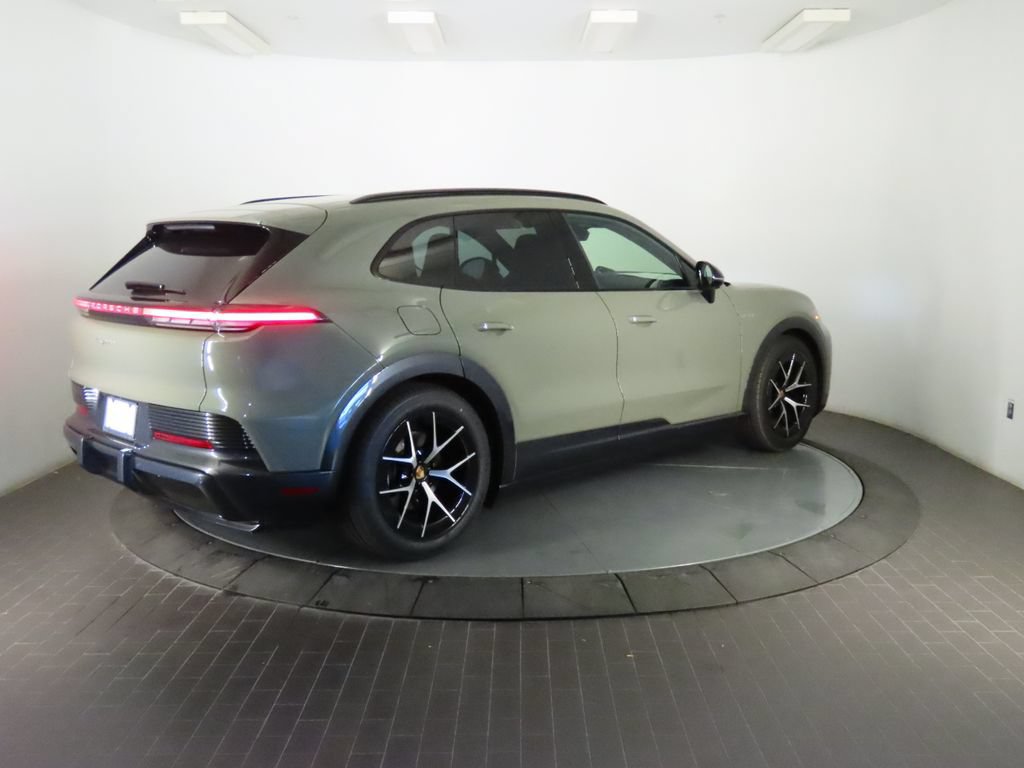 New 2026 Porsche Cayenne Electric AWD/4WD image 7
