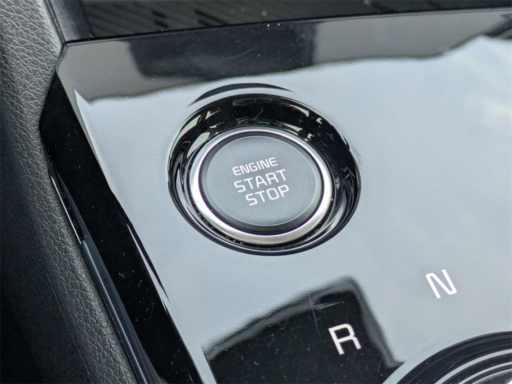 Used 2025 Kia Sportage EX image 27