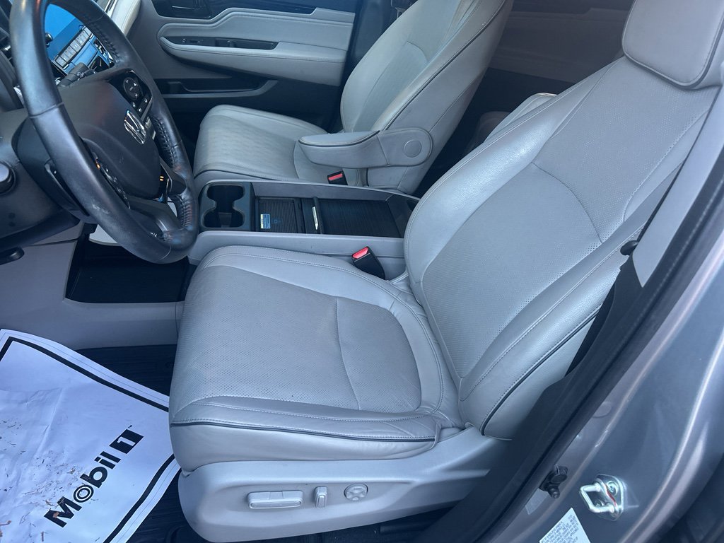 Used 2022 Honda Odyssey Elite image 16