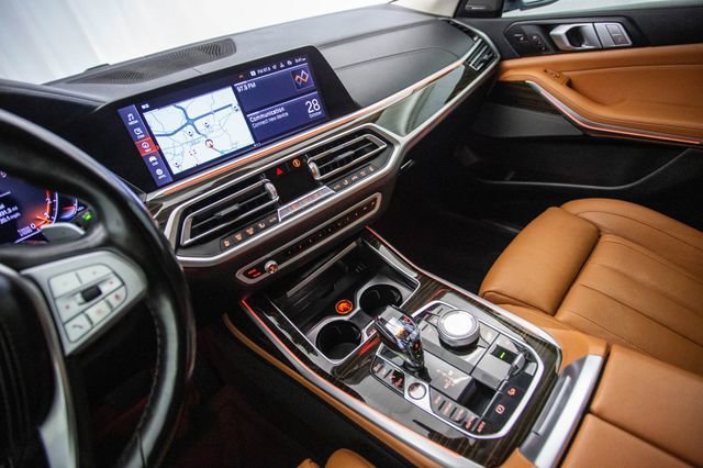 Used 2020 BMW X7 xDrive40i w/ Executive Package image 52