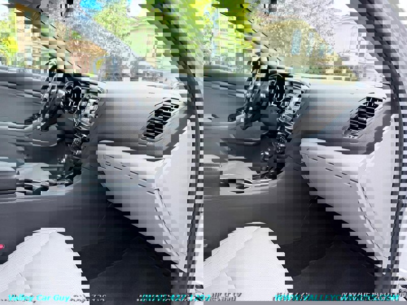 Used 2014 Kia Optima EX image 10