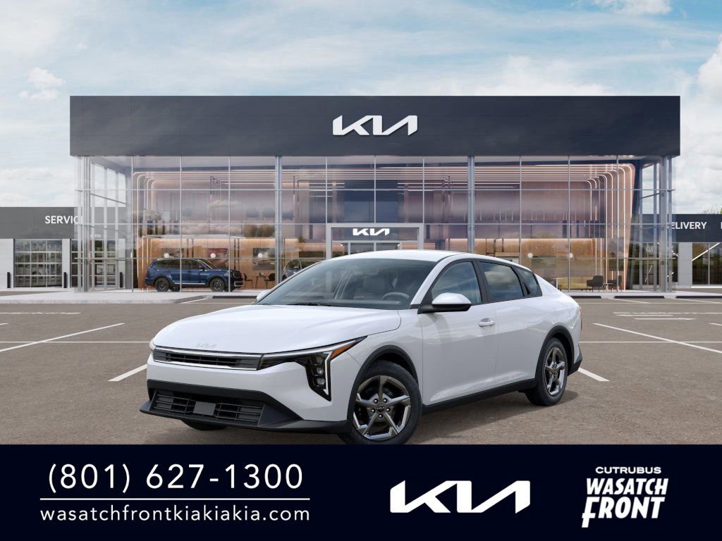 New 2026 Kia K4 LXS