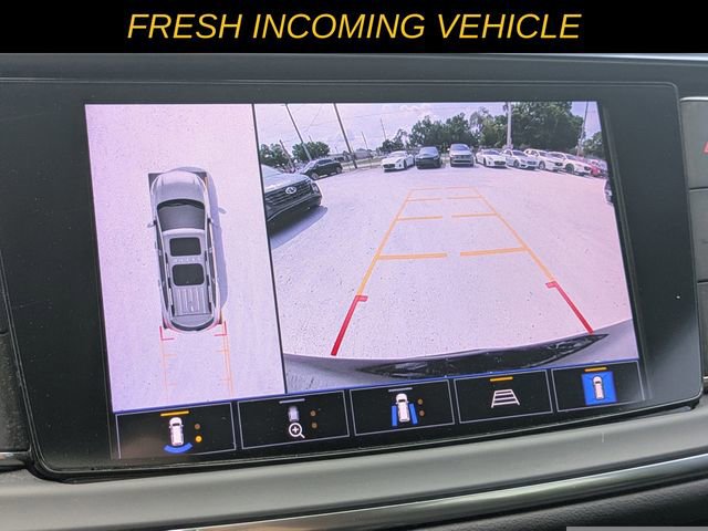 Used 2023 Buick Enclave Avenir w/ Avenir Technology Package FWD image 18