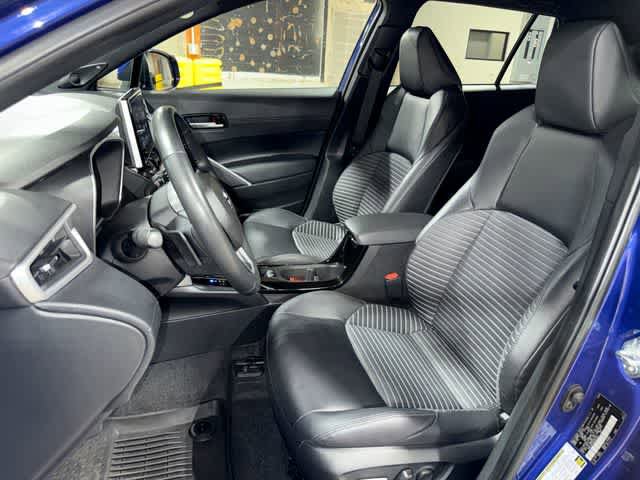 Used 2024 Toyota Corolla Cross AWD Hybrid w/ Convenience Package image 15