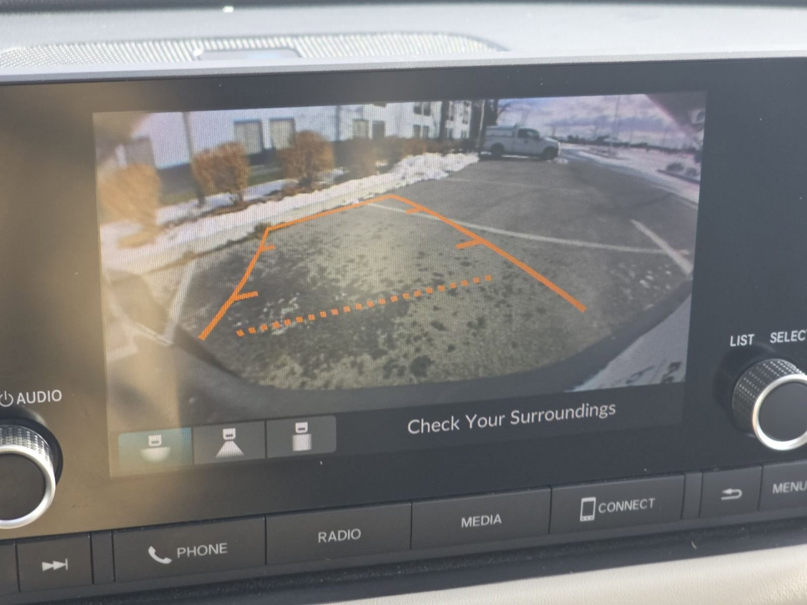 Certified 2023 Honda HR-V LX image 3