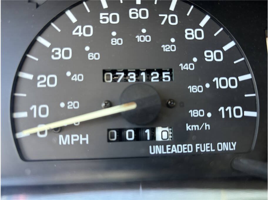 Used 1993 Toyota 4Runner SR5 AWD/4WD image 9