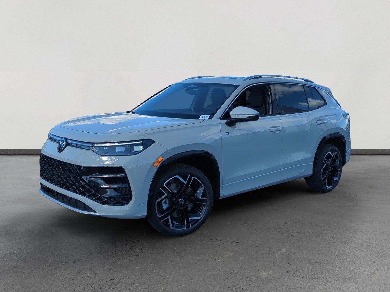 New 2026 Volkswagen Tiguan SEL R-Line