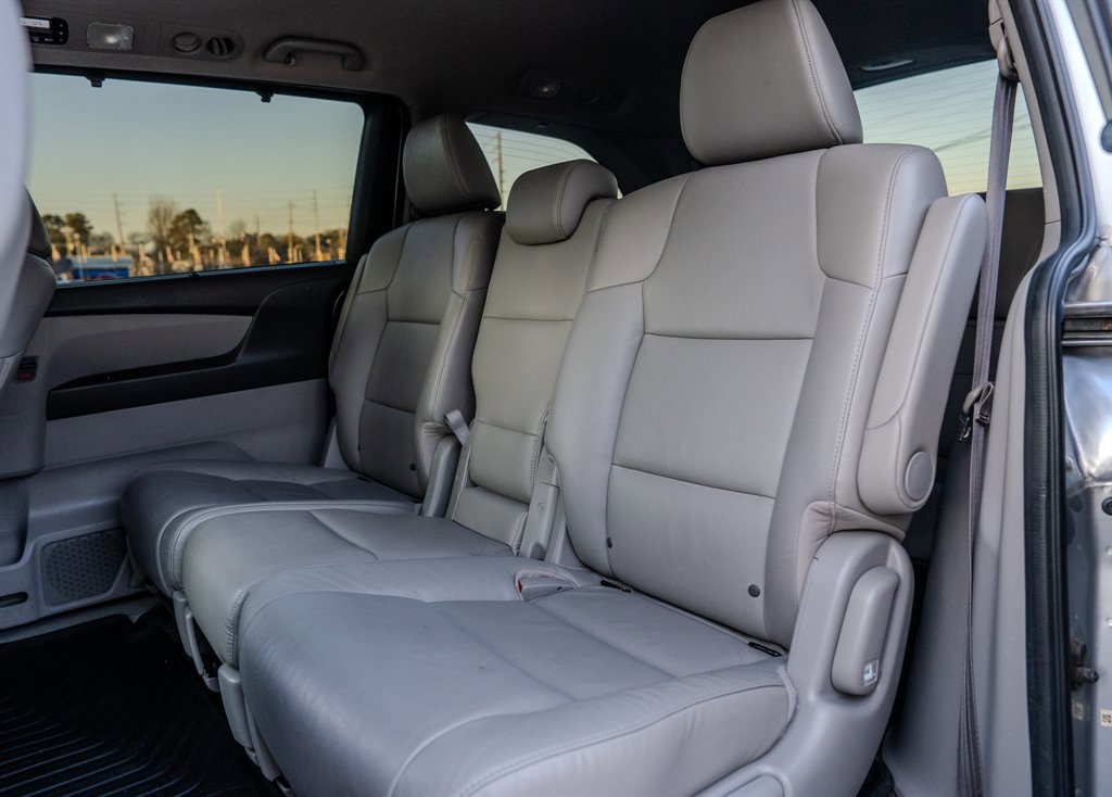 Used 2015 Honda Odyssey EX-L image 30