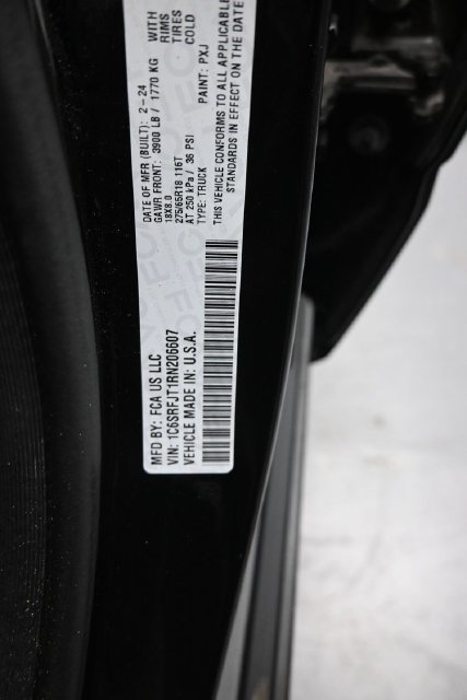 Used 2024 RAM 1500 Laramie AWD/4WD image 15