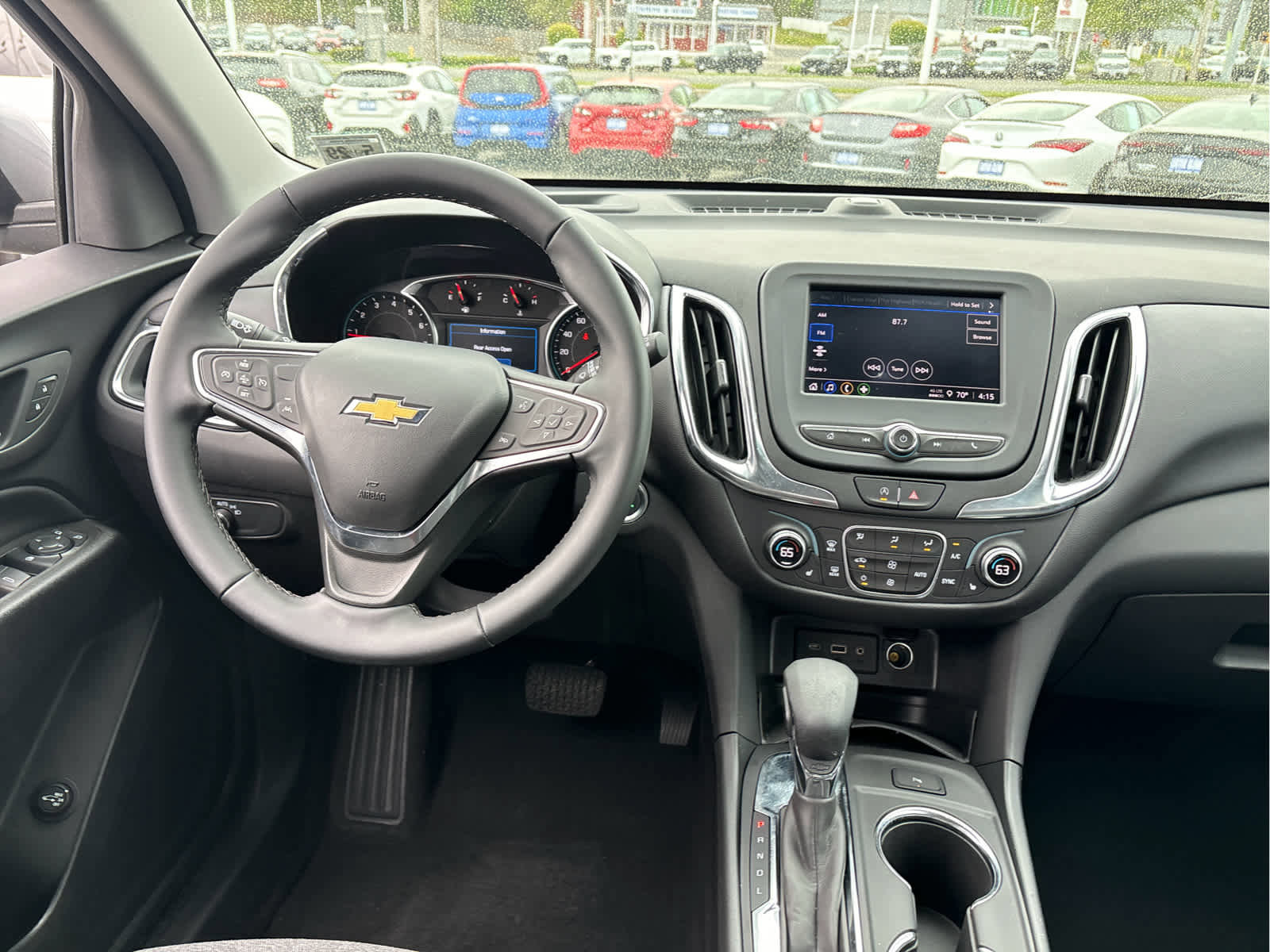 Certified 2024 Chevrolet Equinox LT w/ LPO, Floor Liner Package FWD image 21