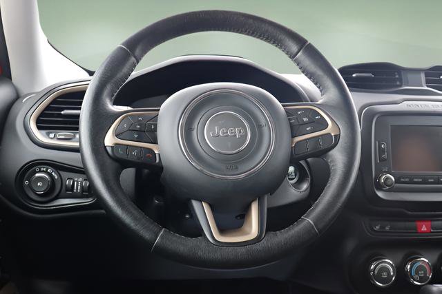 Used 2016 Jeep Renegade Latitude image 14