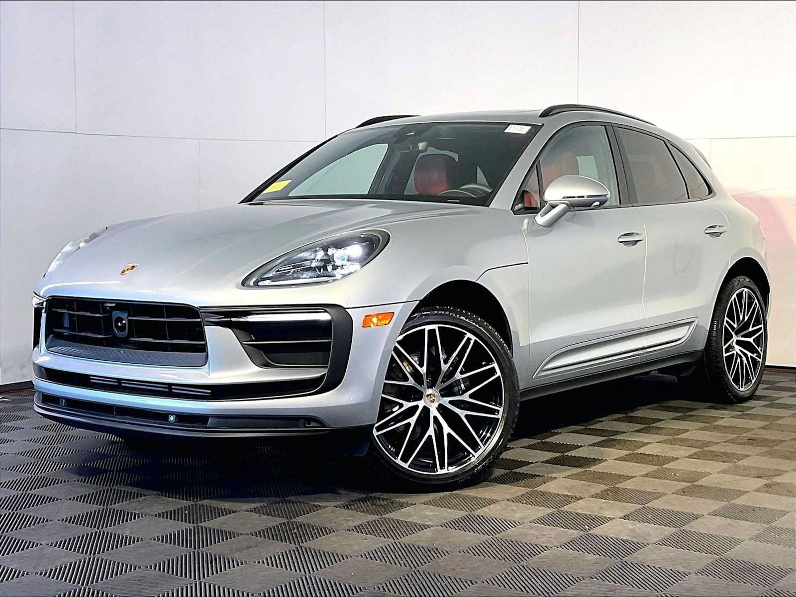 Certified 2023 Porsche Macan