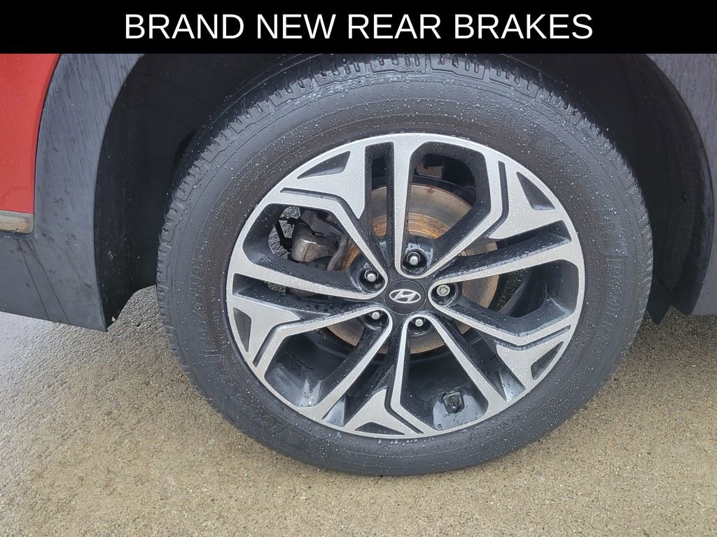 Used 2019 Hyundai Santa Fe Limited FWD image 5