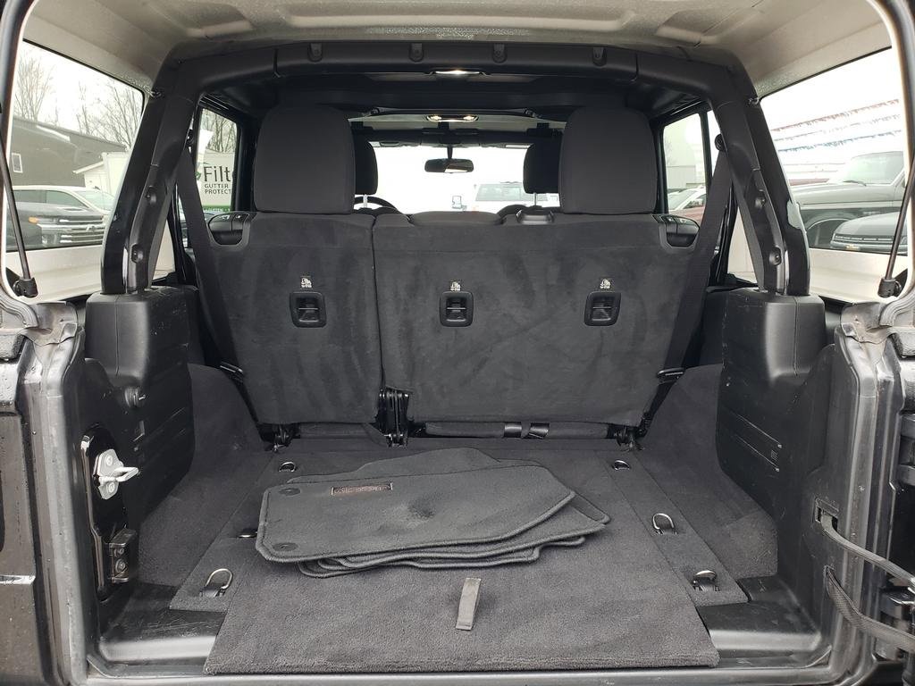 Used 2021 Jeep Wrangler Unlimited Rubicon image 39