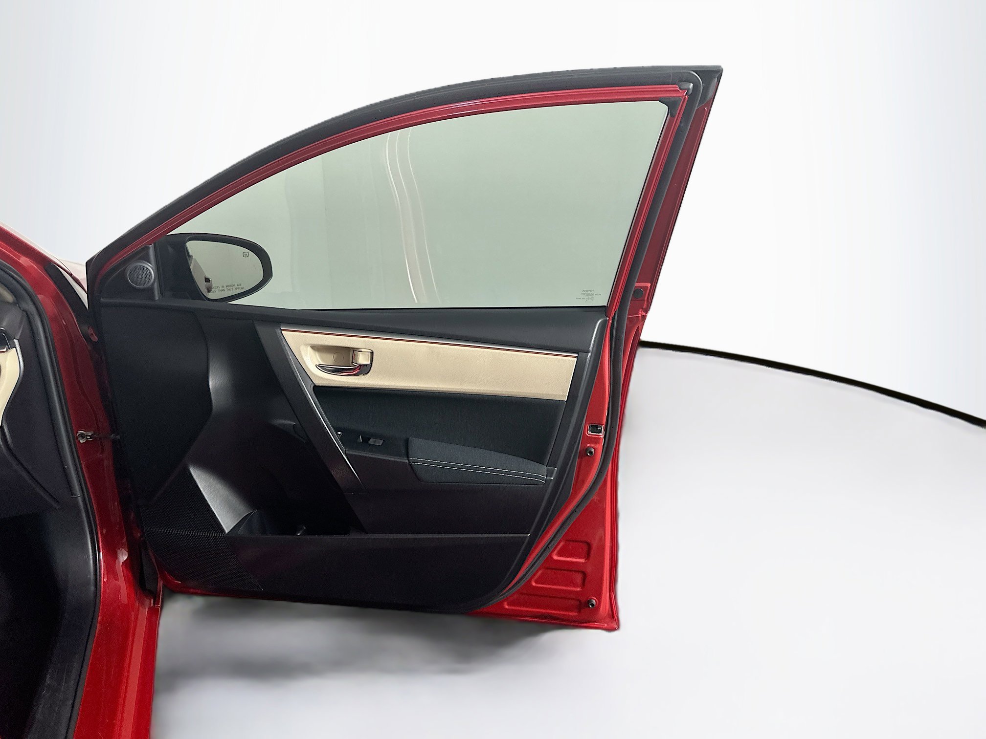 Used 2015 Toyota Corolla LE image 30