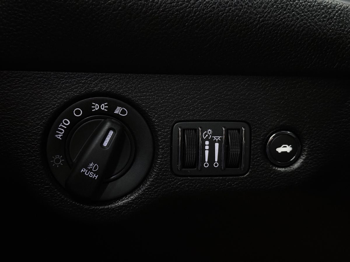 Used 2021 Dodge Challenger SXT w/ Blacktop Package image 46