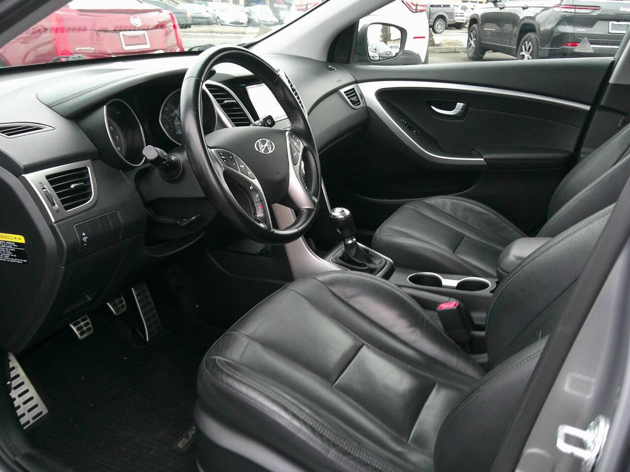 Used 2014 Hyundai Elantra GT w/ Option Group 02 image 12