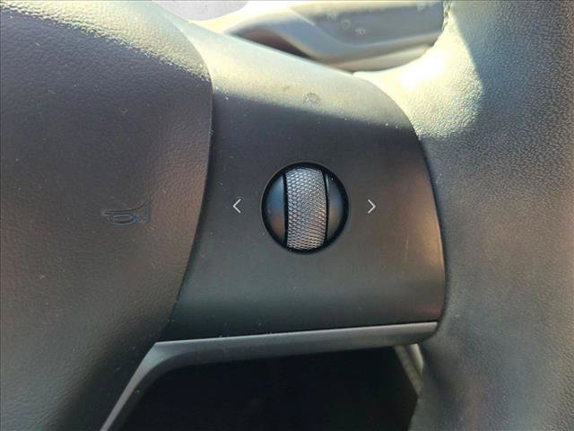 Used 2023 Tesla Model 3 Standard Range RWD image 12