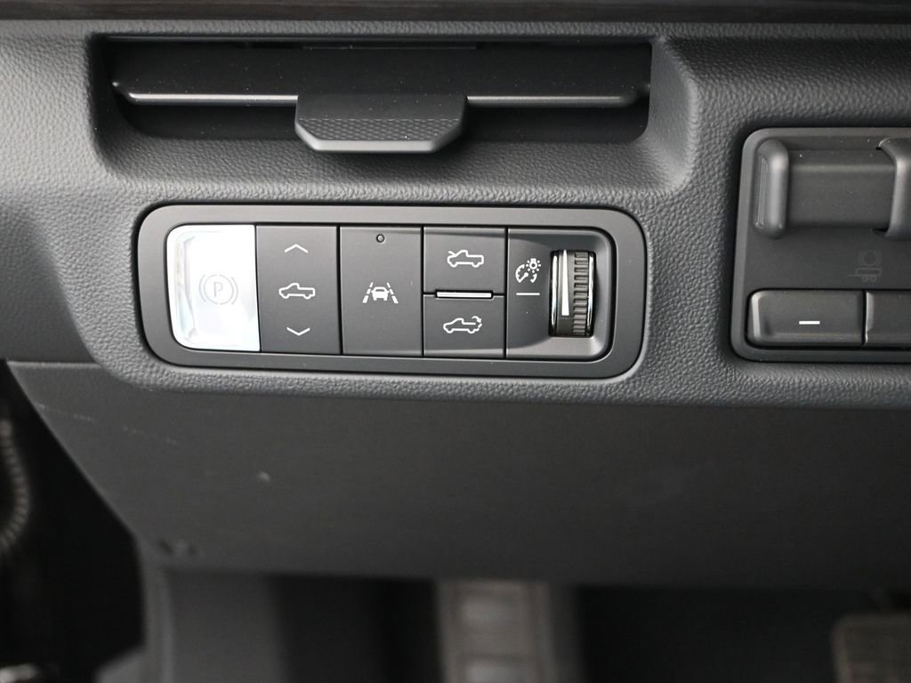 New 2025 GMC Sierra EV Denali AWD/4WD image 36
