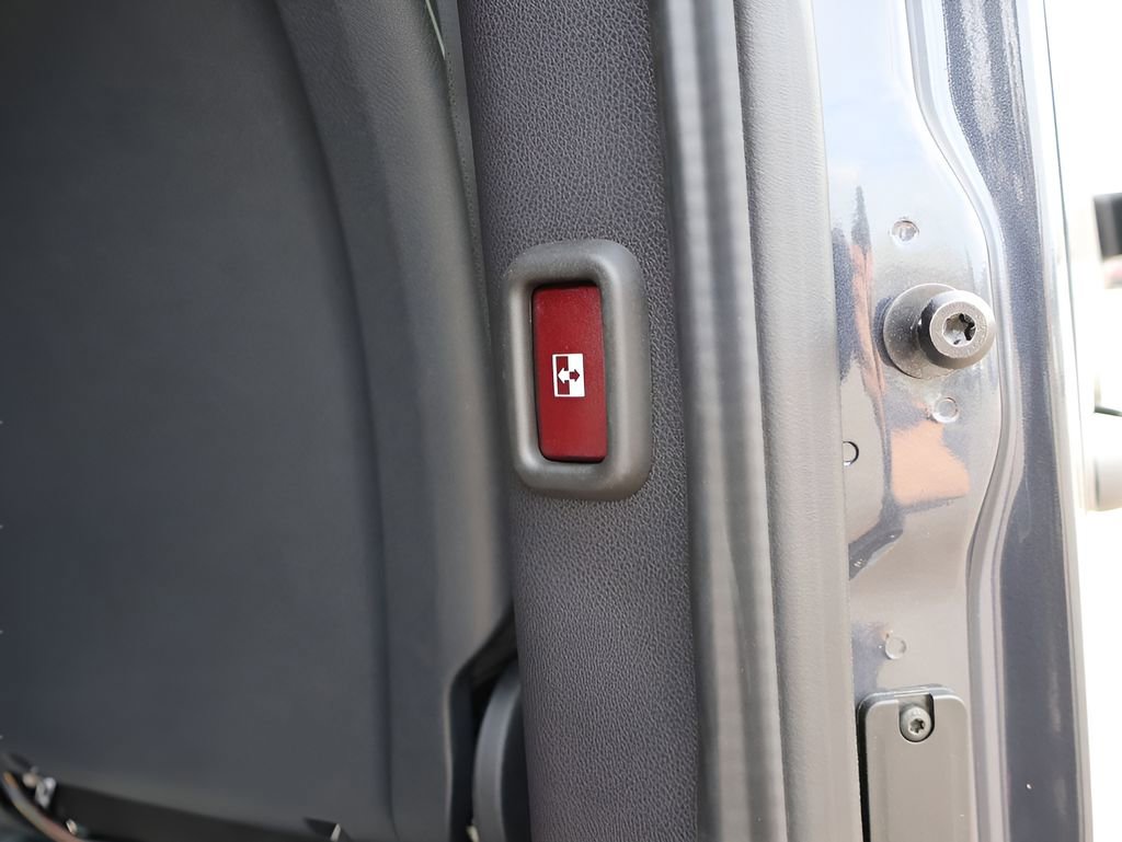 New 2026 Mercedes-Benz Sprinter 144 Cargo image 17