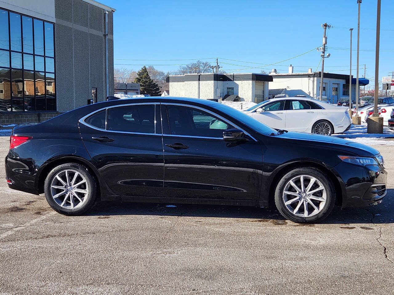 Used 2017 Acura TLX w/Tech 4dr Sedan w/Technology image 10