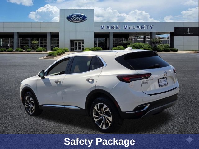Used 2022 Buick Envision Essence w/ Safety Package FWD image 3