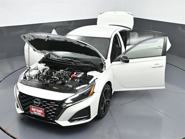 Used 2025 Nissan Altima 2.5 SR image 44