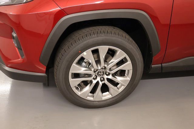 New 2025 Toyota RAV4 XLE Premium image 5
