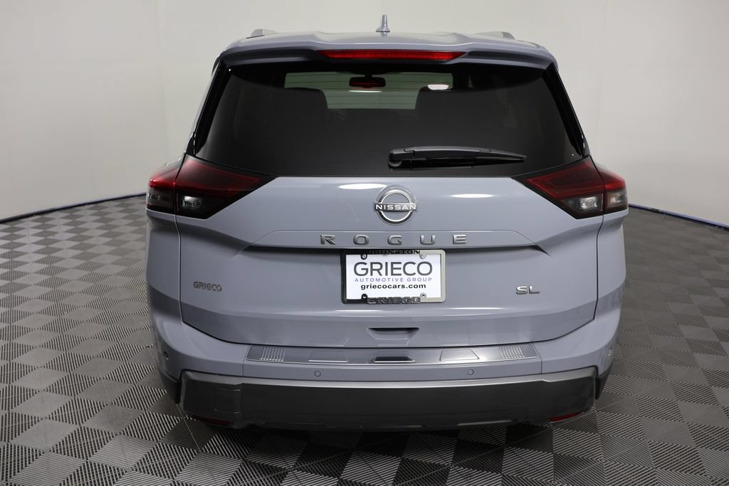 Used 2025 Nissan Rogue SL FWD image 7