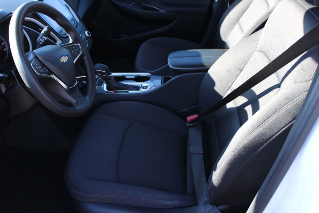 Used 2024 Chevrolet Malibu LT image 12