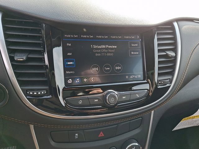 Certified 2022 Chevrolet Trax LT w/ LT Convenience Package image 17