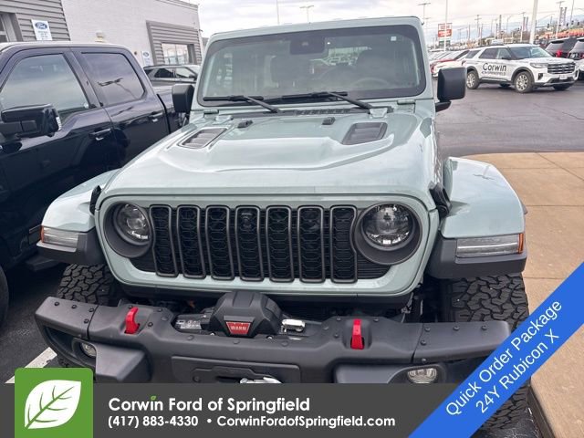 Used 2024 Jeep Wrangler Unlimited Rubicon image 2