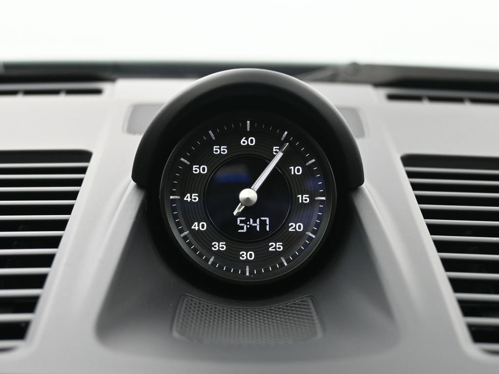 Certified 2025 Porsche 911 Carrera RWD image 21