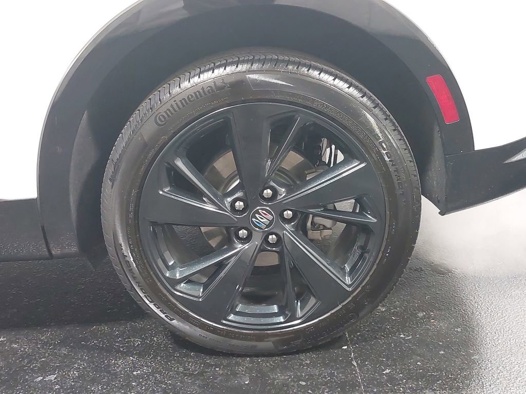 Used 2024 Buick Envision Sport Touring image 34