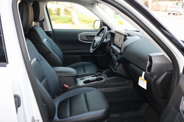 New 2025 Ford Bronco Sport Outer Banks image 12