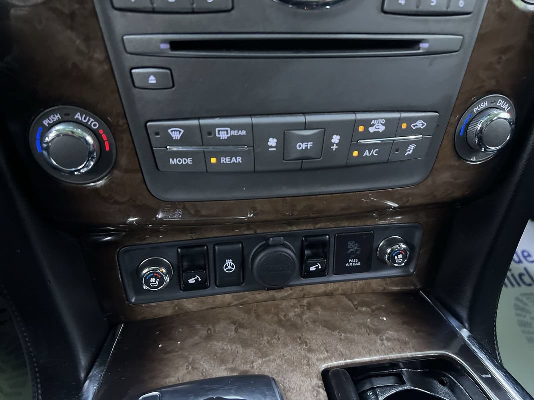 Used 2013 INFINITI QX56 4WD w/ Deluxe Touring Pkg image 23
