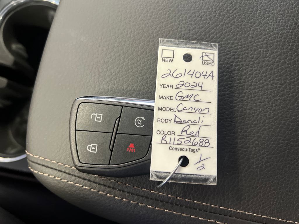 Certified 2024 GMC Canyon Denali AWD/4WD image 30