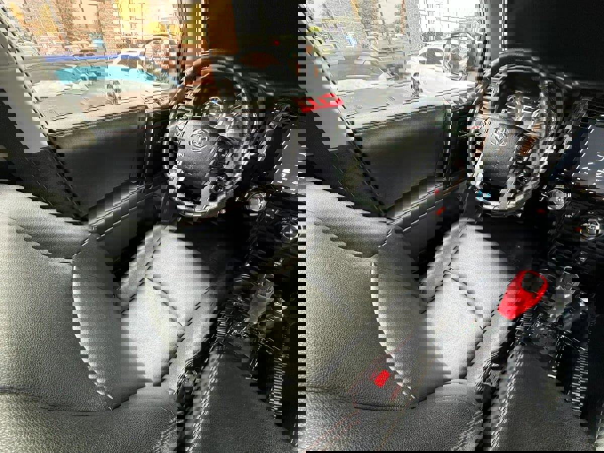 Used 2018 Toyota 4Runner TRD Off-Road Premium AWD/4WD image 49