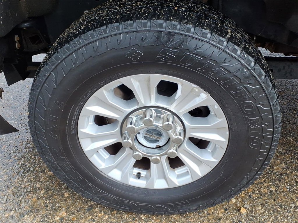 Used 2020 Ford F250 XL w/ STX Appearance Package image 9