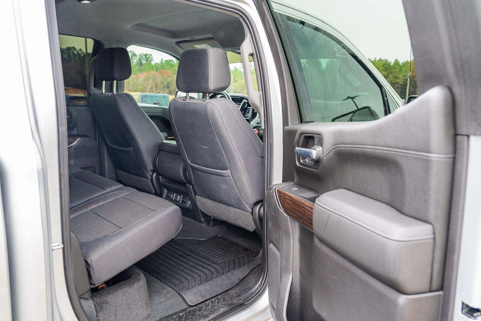 Used 2019 GMC Sierra 1500 SLE w/ SLE Value Package image 12