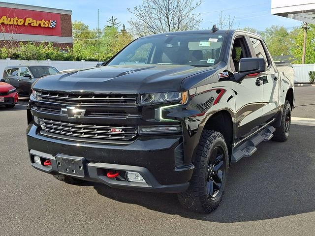 Used 2021 Chevrolet Silverado 1500 LT Trail Boss w/ Convenience Package II AWD/4WD image 3