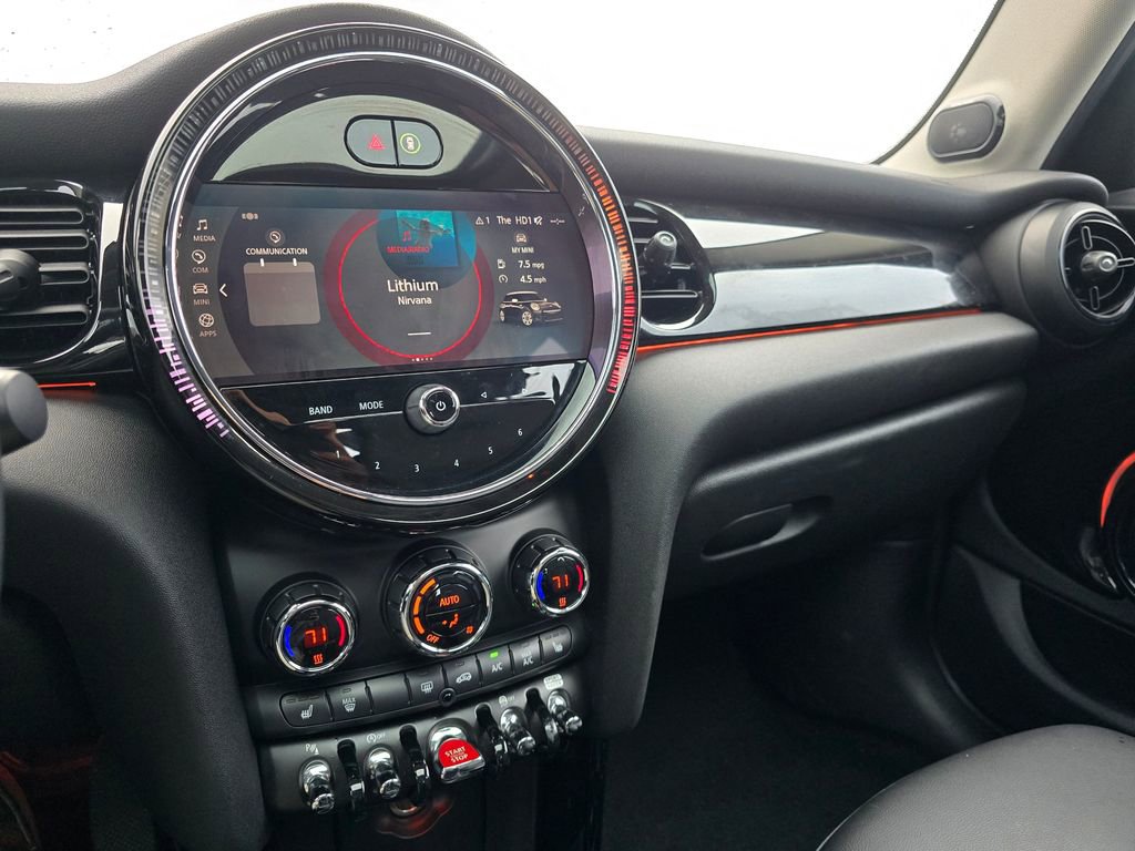 Used 2022 MINI Cooper S w/ Premium Package image 29